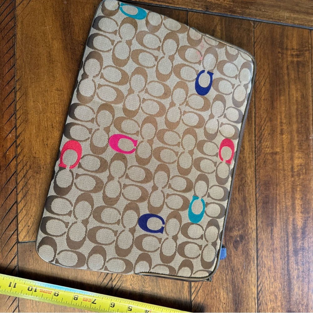 Coach laptop sleeve/ cover - Picture 2 of 13